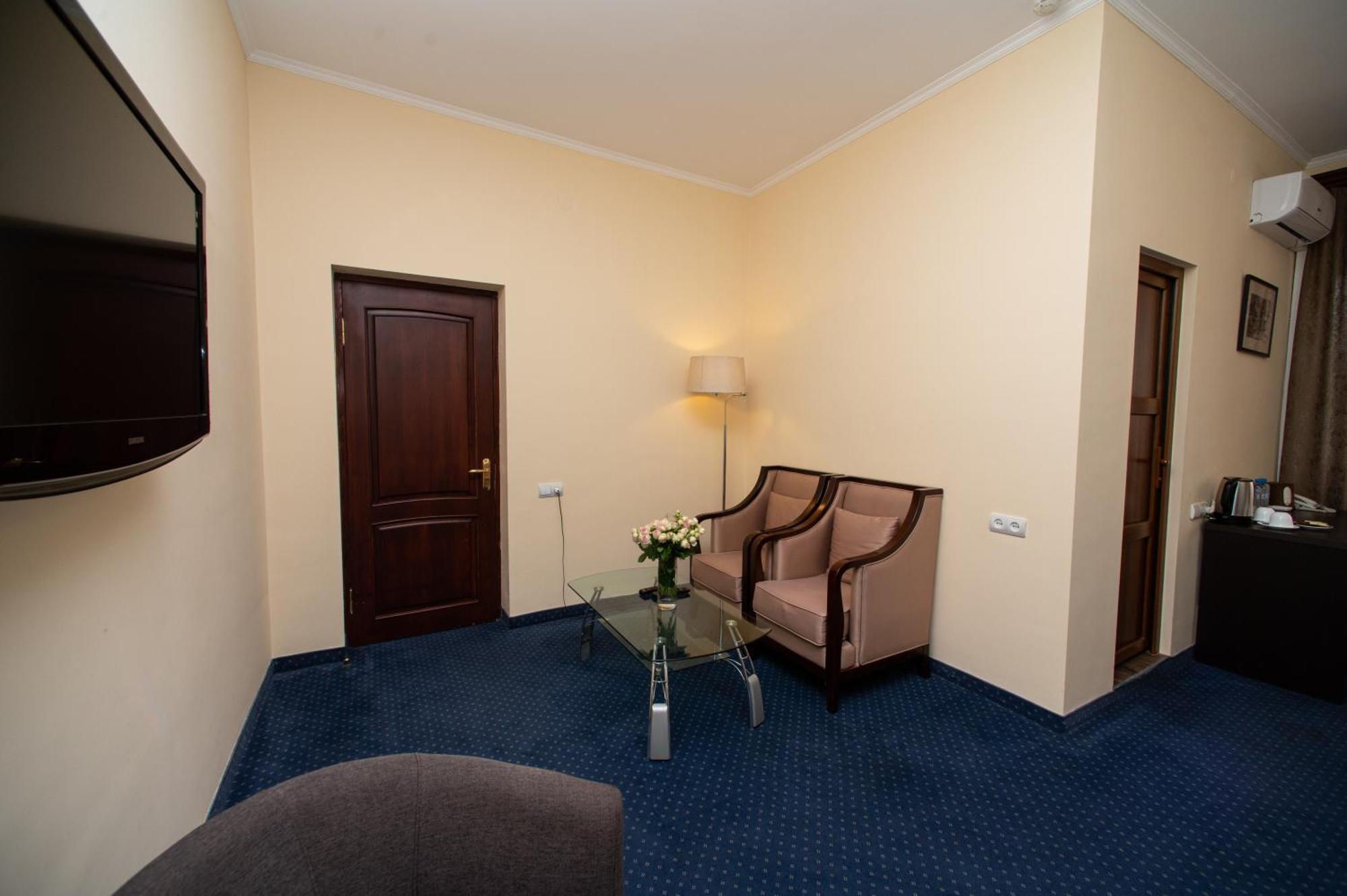 14 Floor Hotel Jerevan Kamer foto