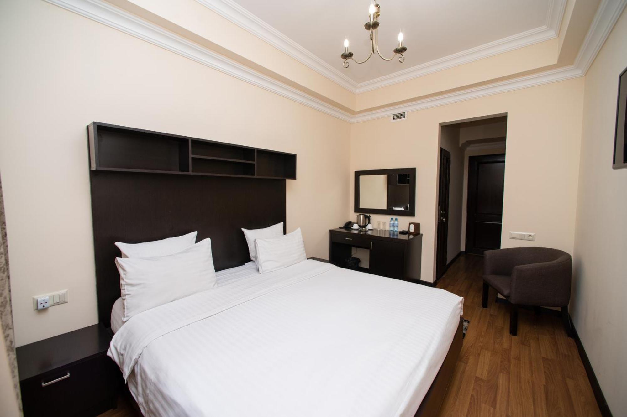 14 Floor Hotel Jerevan Kamer foto