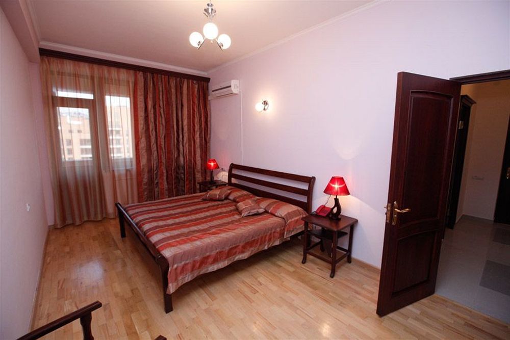 14 Floor Hotel Jerevan Buitenkant foto
