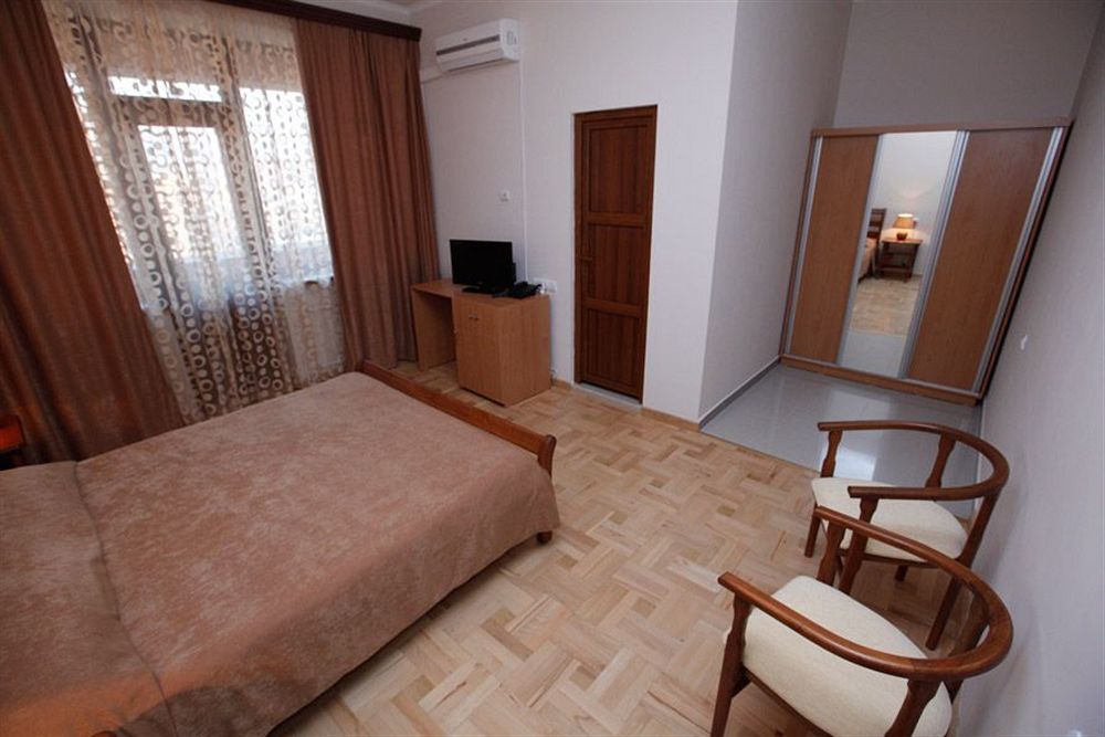 14 Floor Hotel Jerevan Buitenkant foto