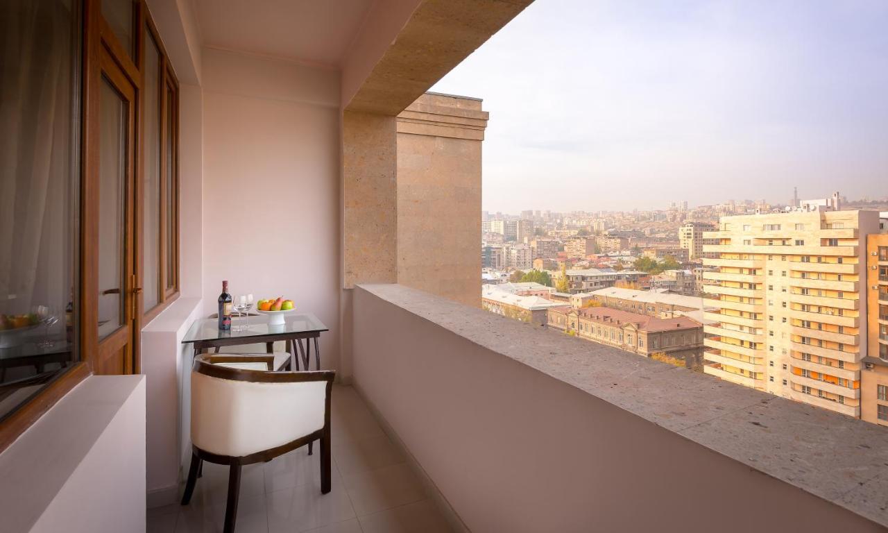 14 Floor Hotel Jerevan Buitenkant foto
